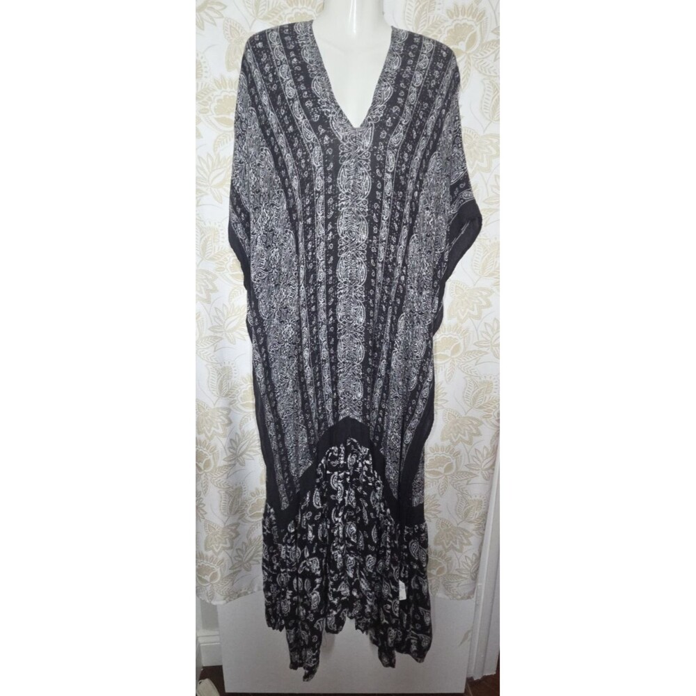 Black & White Paisley Kimono Sleeve Maxi Dress Duster Coverup Ruffle Hem OS EUC - Picture 5 of 13